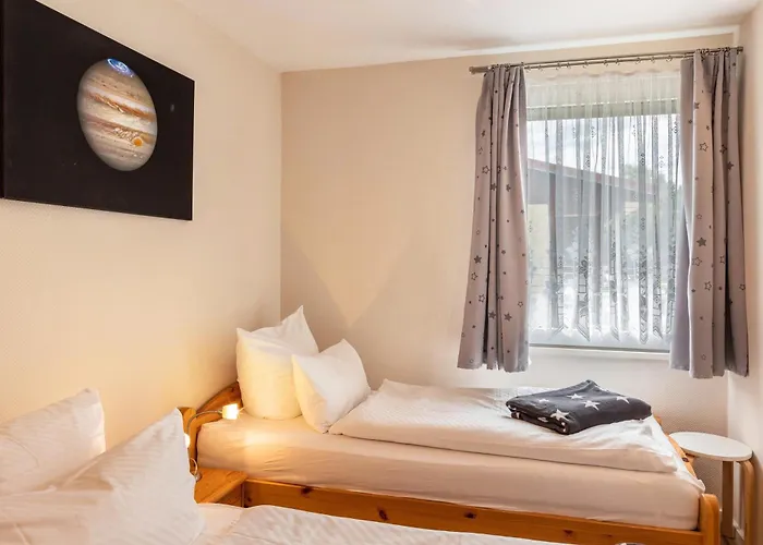 Daire Ferienhaeuser Im Sternenpark Lochow